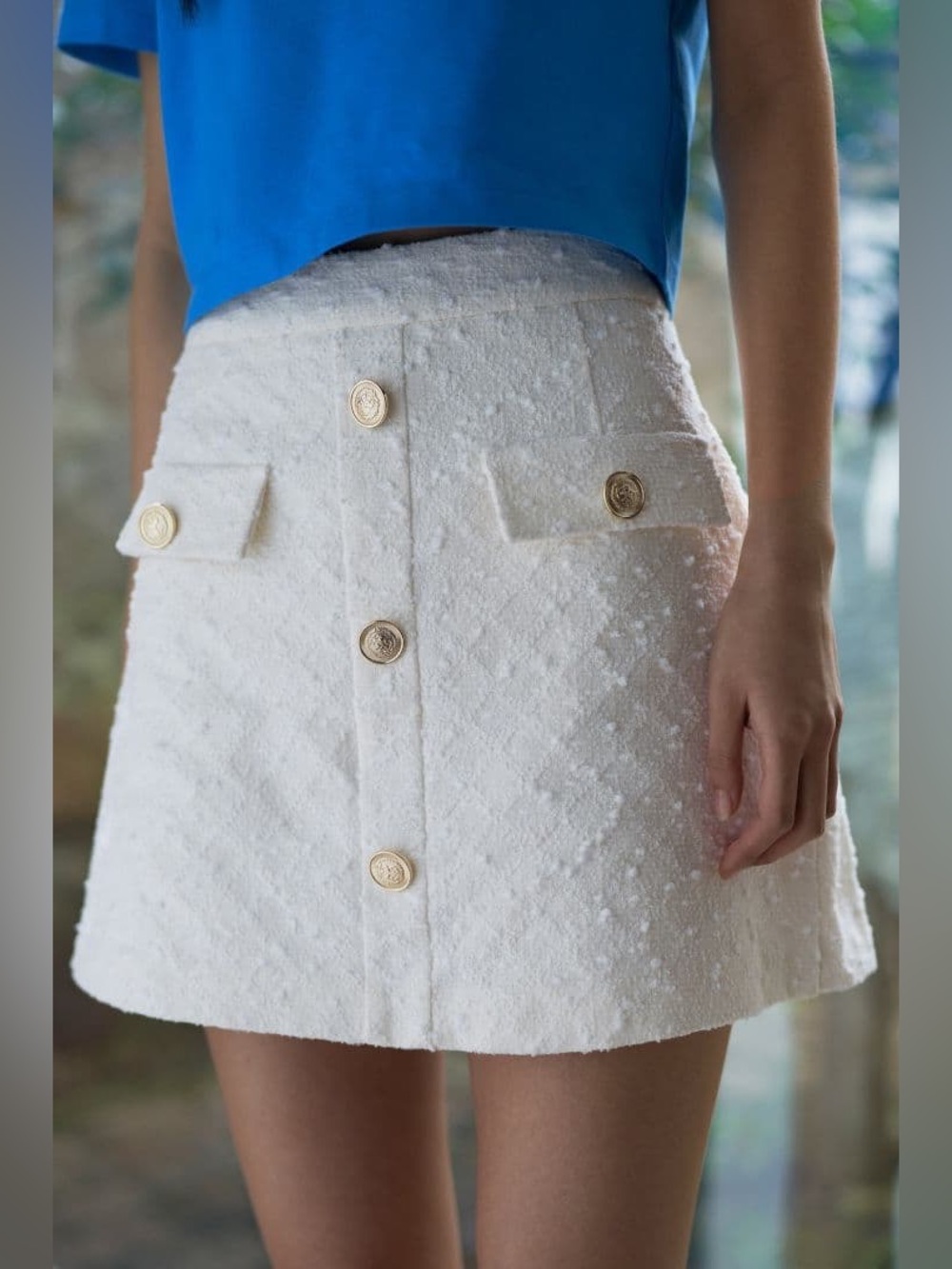 Zara White Tweed Textured high waisted Mini Skort with Gold Buttons
